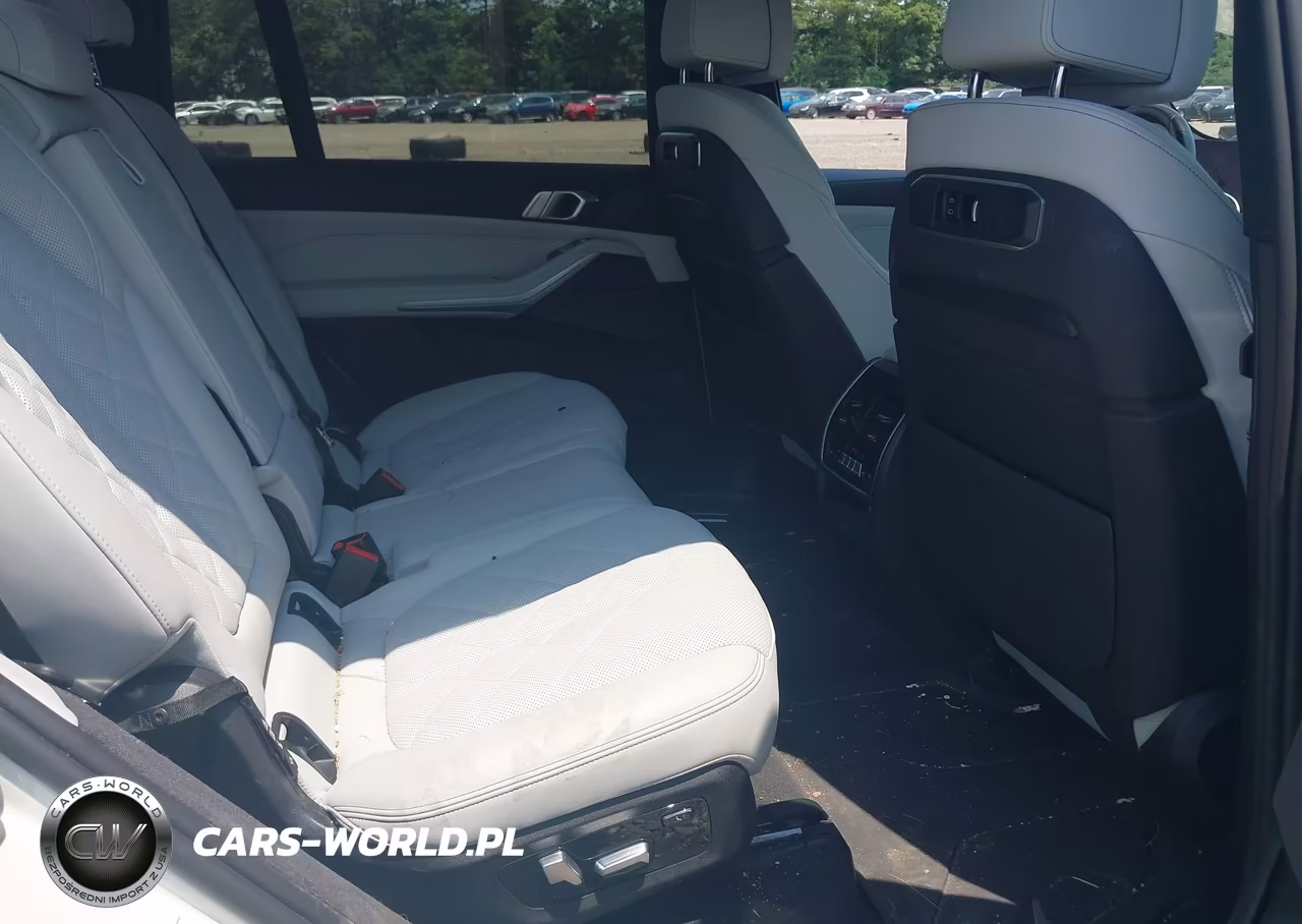 2024 BMW X7 xDrive40I VIN:5UX23EM04R9W04519 - 8