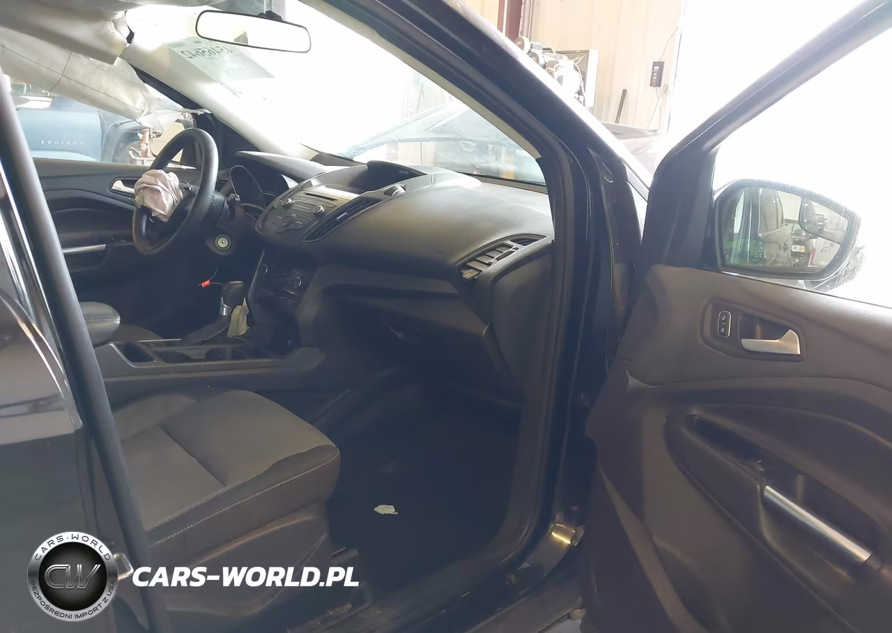 2017 Ford Escape Se VIN:1FMCU0GD6HUE91409 - 5