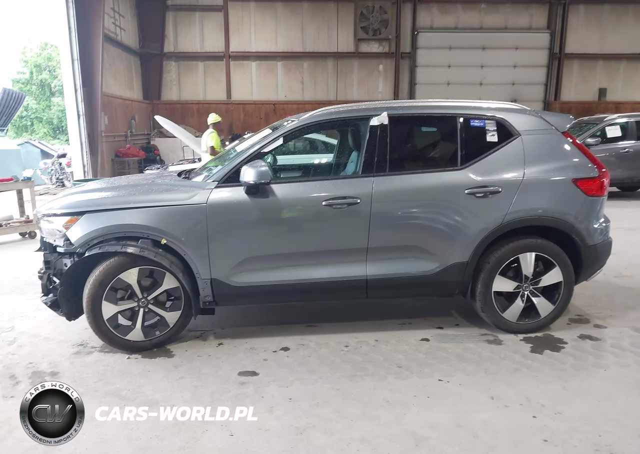 2019 Volvo Xc40 T5 Momentum-T5 R-Design VIN:YV4162XZ5K2011034 - 15