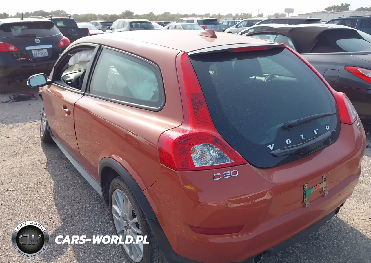 2012 Volvo C30 Platinum-Premier Plus-R-Design-R-Design Platinum-R-Design Premier Plus-T5 VIN:YV1672MK9C2285362 - 3