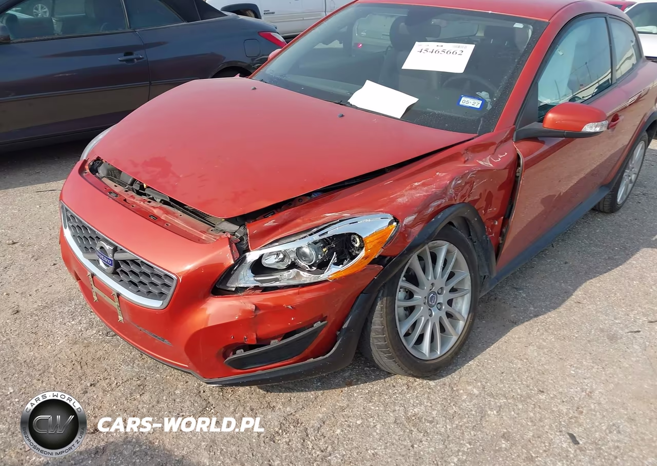 2012 Volvo C30 Platinum-Premier Plus-R-Design-R-Design Platinum-R-Design Premier Plus-T5 VIN:YV1672MK9C2285362 - 6