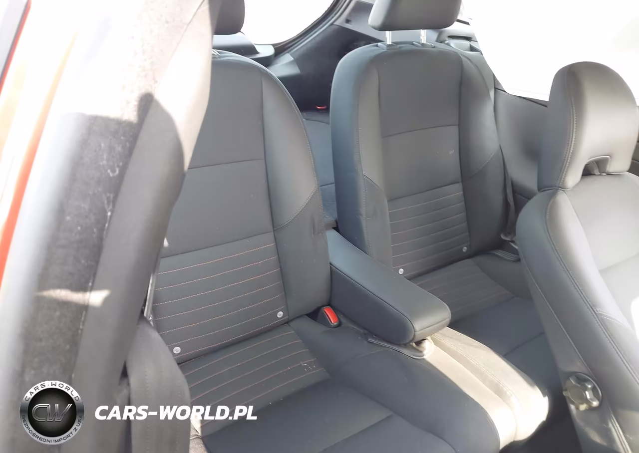 2012 Volvo C30 Platinum-Premier Plus-R-Design-R-Design Platinum-R-Design Premier Plus-T5 VIN:YV1672MK9C2285362 - 8
