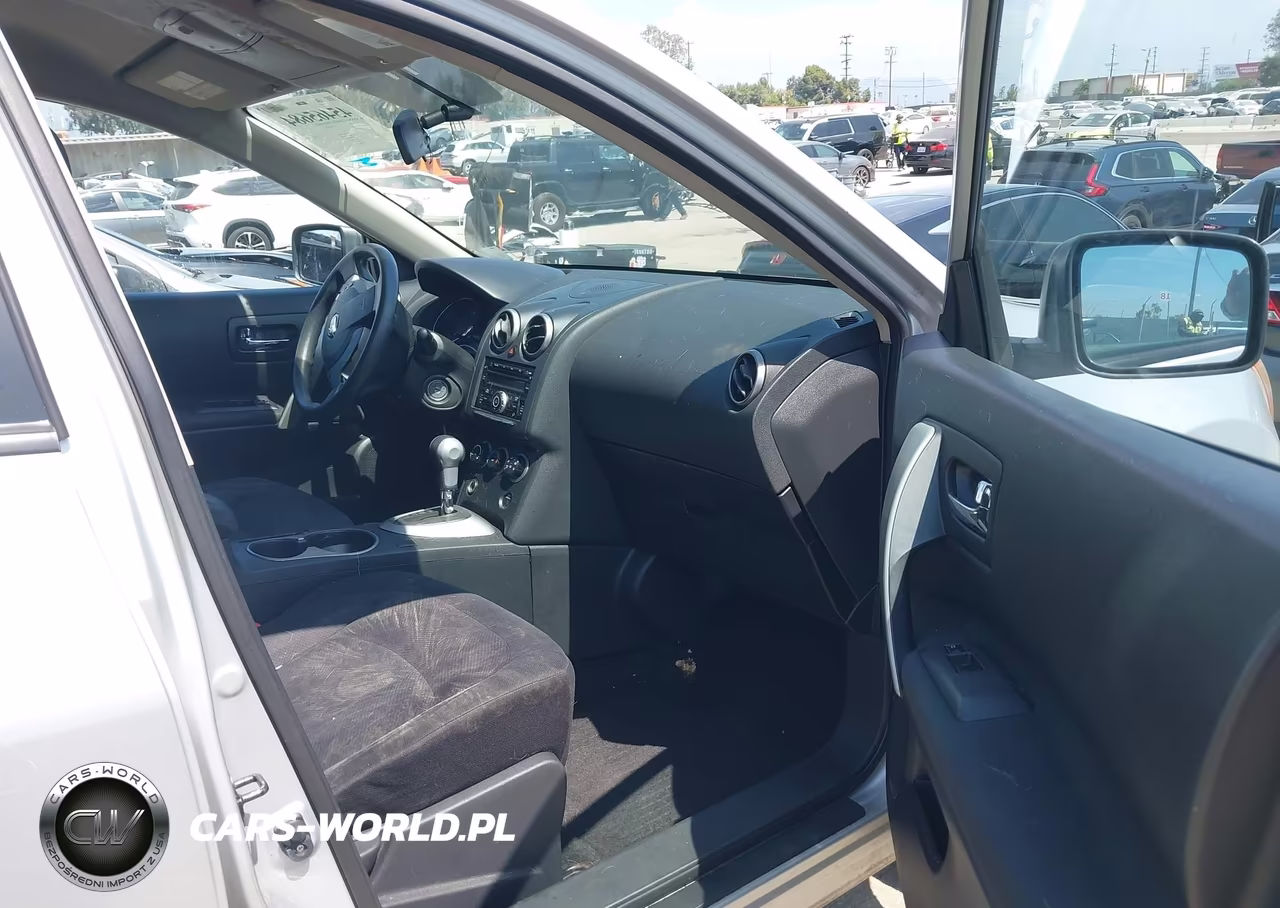 2013 Nissan Rogue S VIN:JN8AS5MV1DW139014 - 5