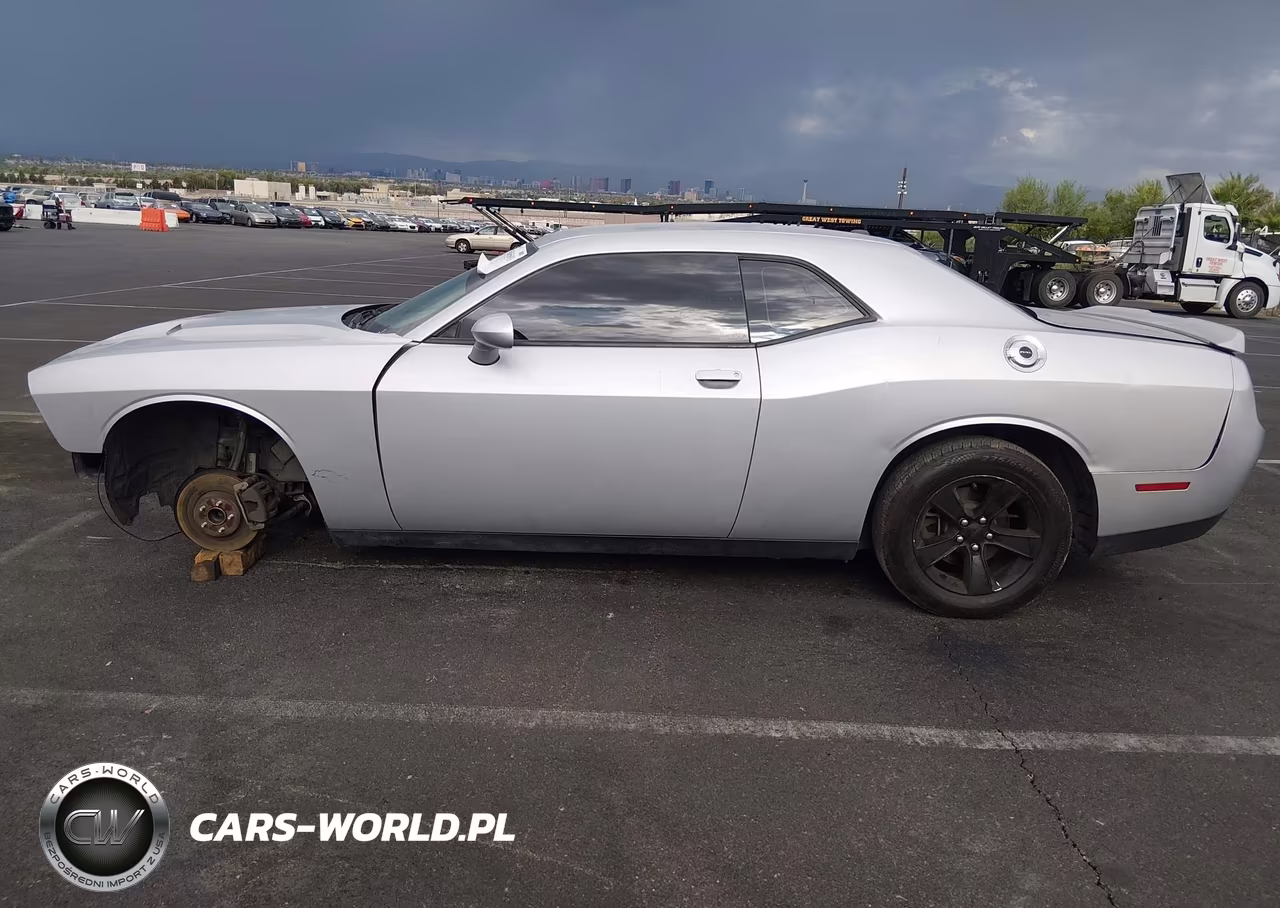 2020 Dodge Challenger Sxt VIN:2C3CDZAG2LH230368 - 14