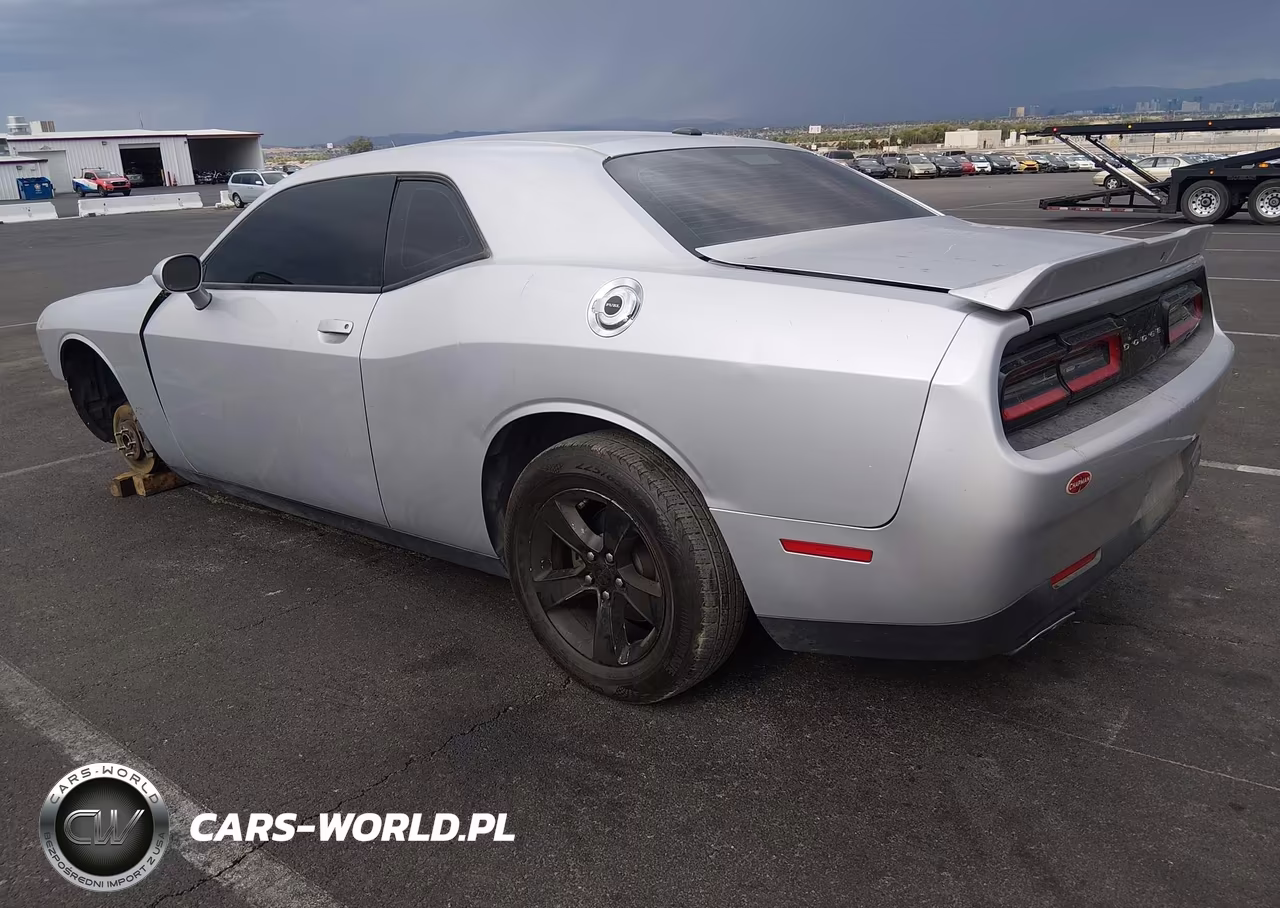 2020 Dodge Challenger Sxt VIN:2C3CDZAG2LH230368 - 3