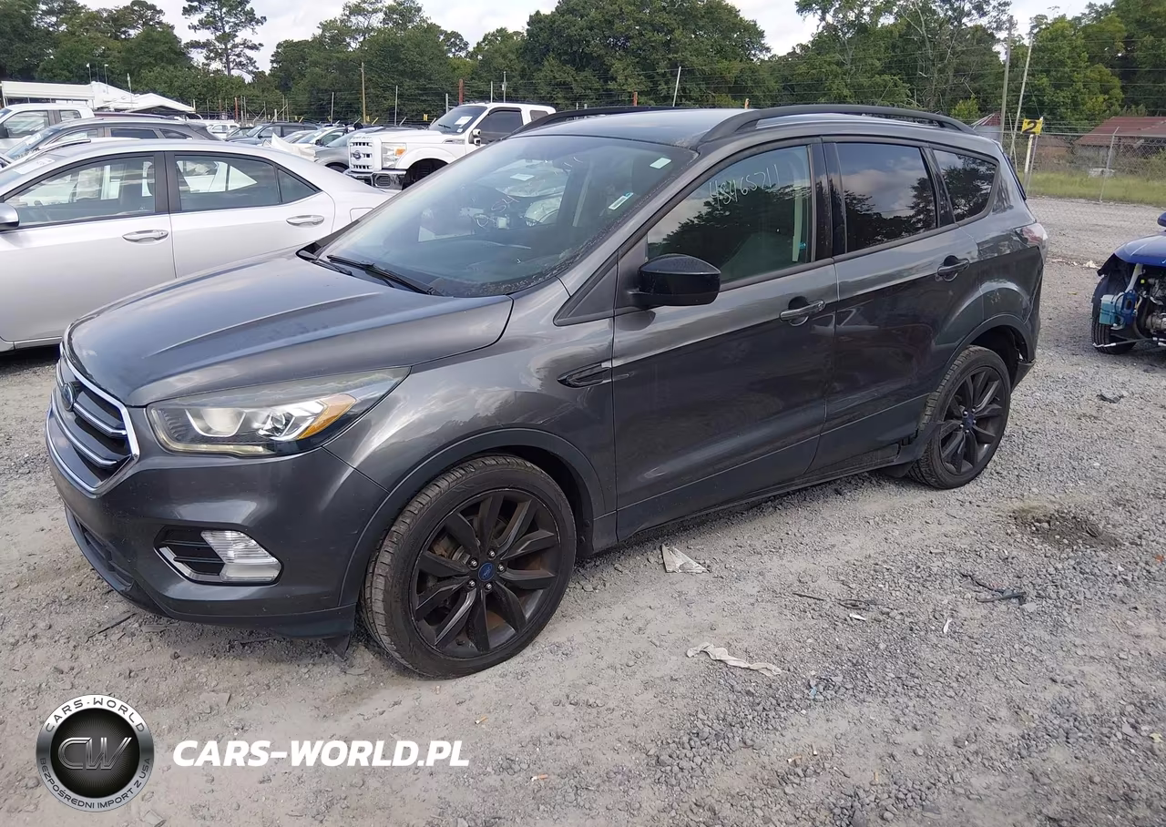 2017 Ford Escape Se VIN:1FMCU0GDXHUA88632 - 2
