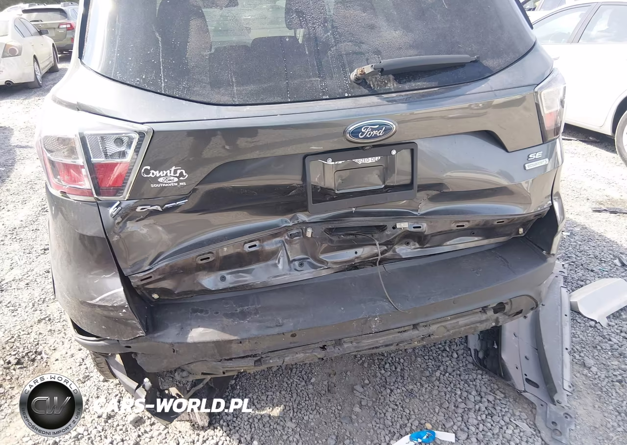 2017 Ford Escape Se VIN:1FMCU0GDXHUA88632 - 6