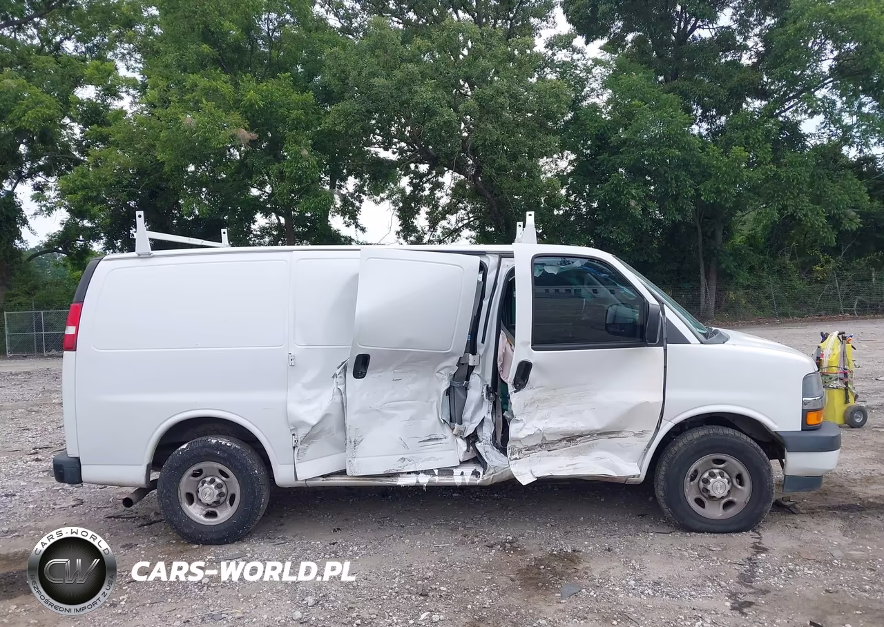 2019 Chevrolet Express 2500 Work Van VIN:1GCWGAFP0K1261870 - 13