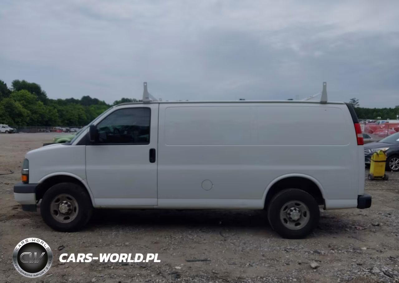 2019 Chevrolet Express 2500 Work Van VIN:1GCWGAFP0K1261870 - 14
