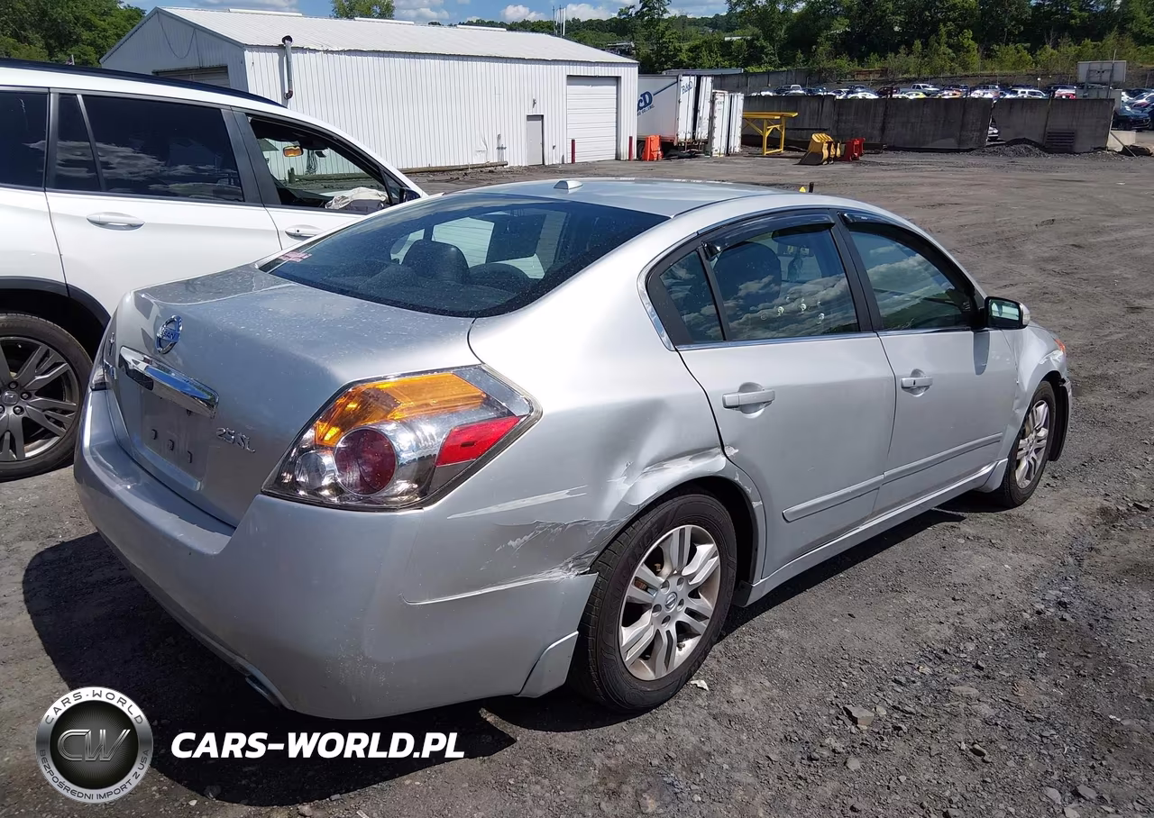 2011 Nissan Altima 2.5 S VIN:1N4AL2APXBN458238 - 4