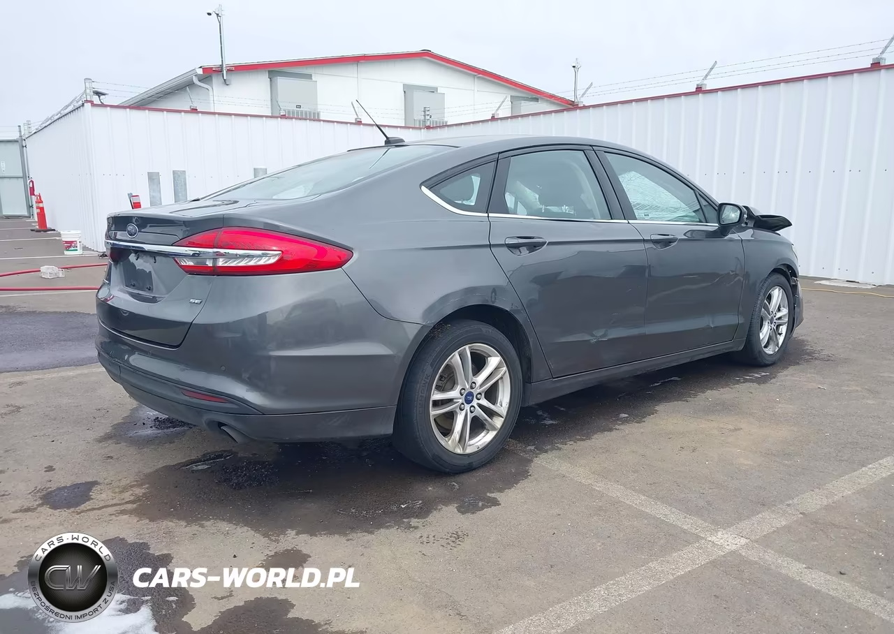 2018 Ford Fusion Se VIN:3FA6P0H71JR221878 - 4