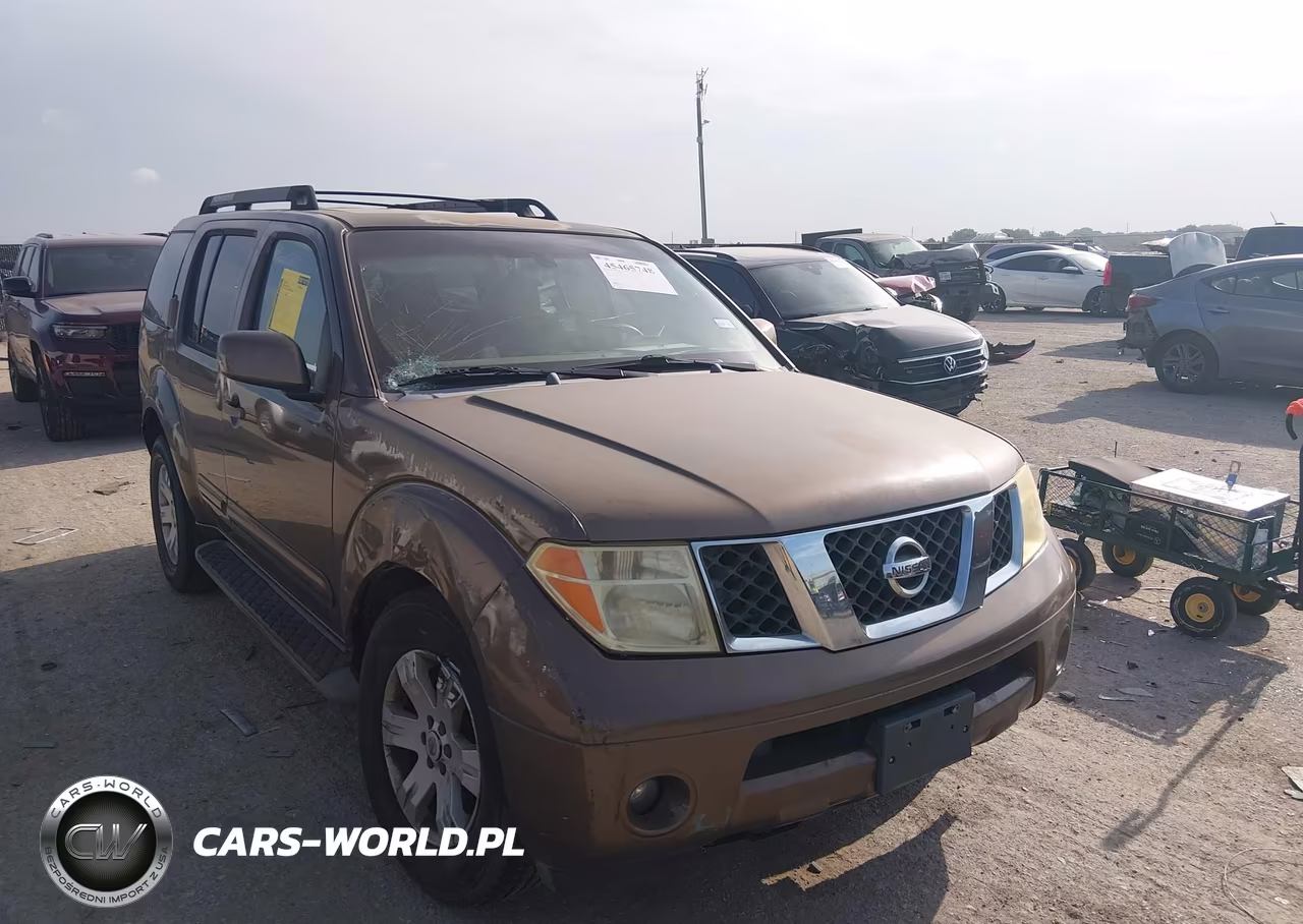2005 Nissan Pathfinder Le