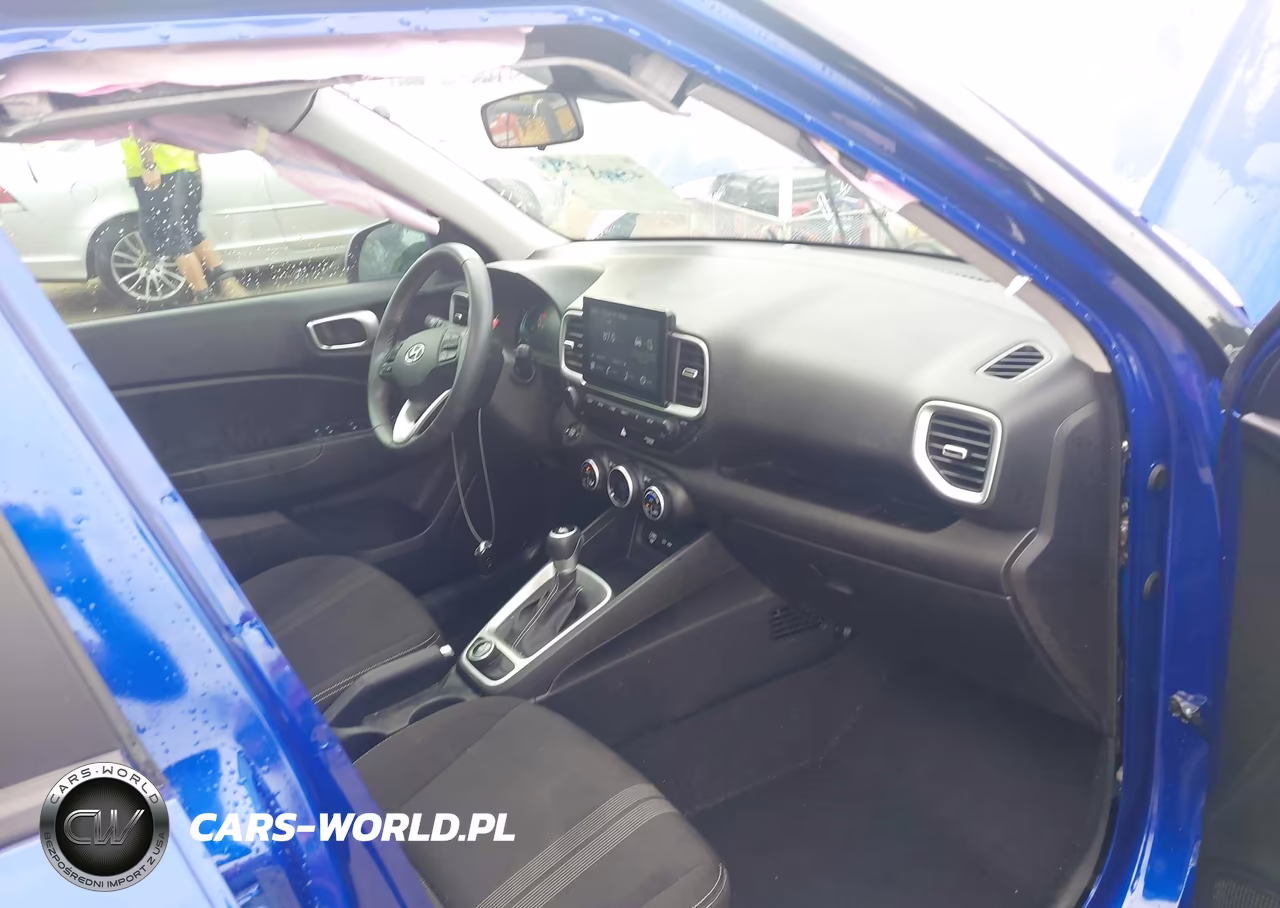 2025 Hyundai Venue Sel VIN:KMHRC8A33SU375975 - 13