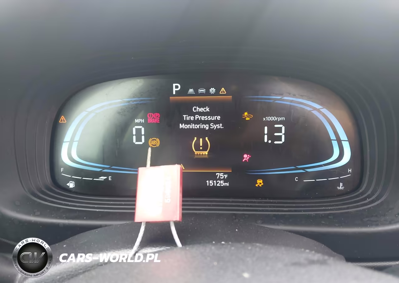 2025 Hyundai Venue Sel VIN:KMHRC8A33SU375975 - 7