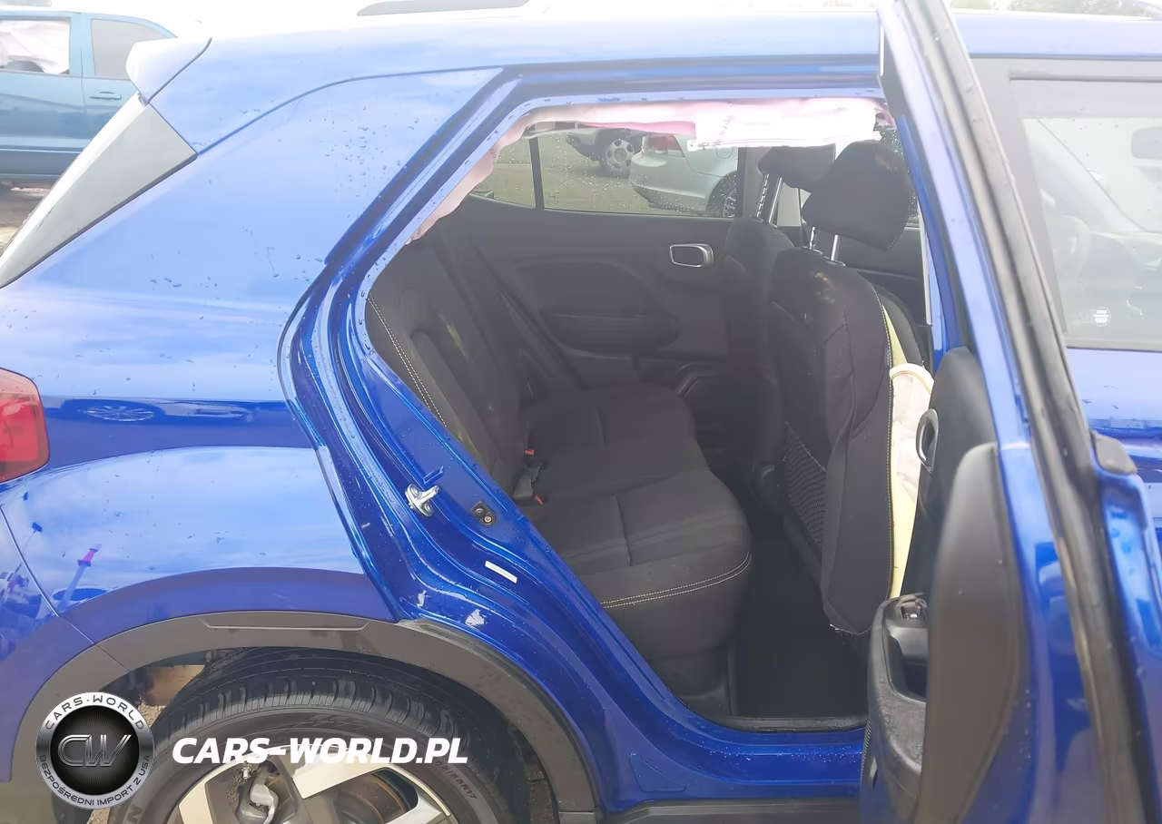 2025 Hyundai Venue Sel VIN:KMHRC8A33SU375975 - 8
