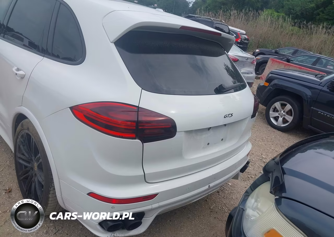 2016 Porsche Cayenne Gts VIN:WP1AD2A24GLA72976 - 16