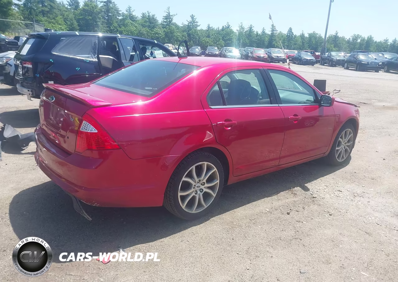 2012 Ford Fusion Se VIN:3FAHP0HA0CR173247 - 4