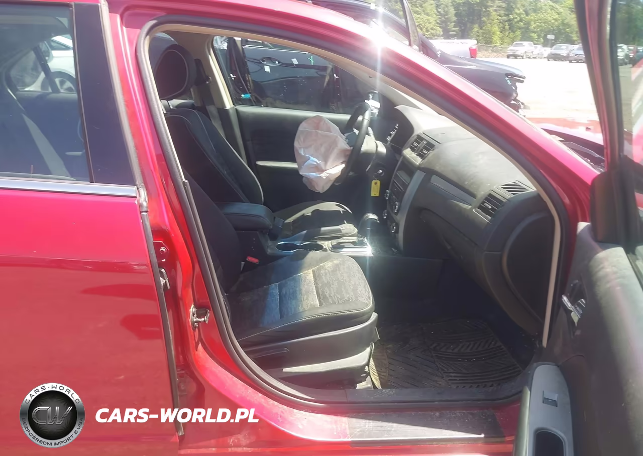 2012 Ford Fusion Se VIN:3FAHP0HA0CR173247 - 5