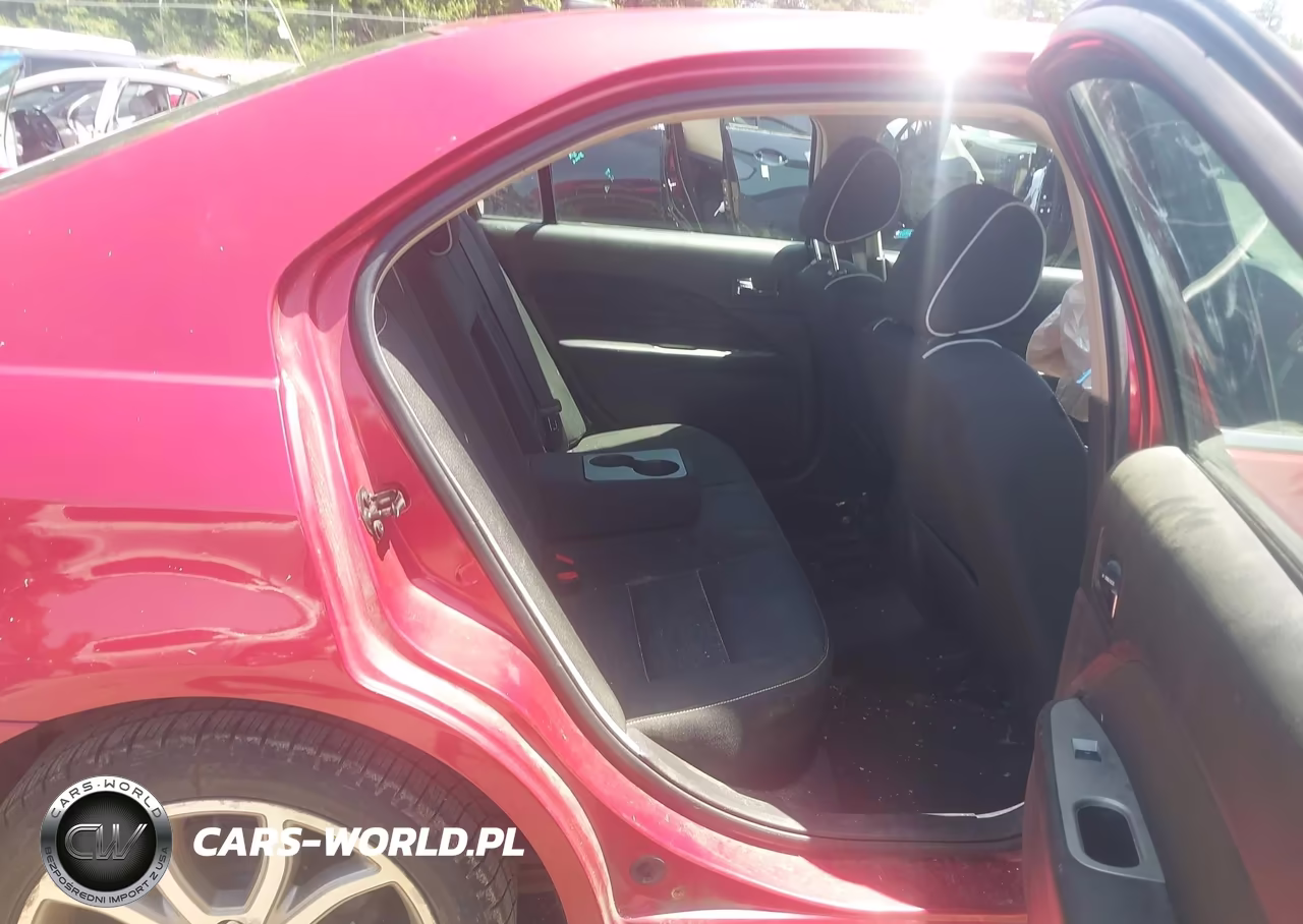 2012 Ford Fusion Se VIN:3FAHP0HA0CR173247 - 8