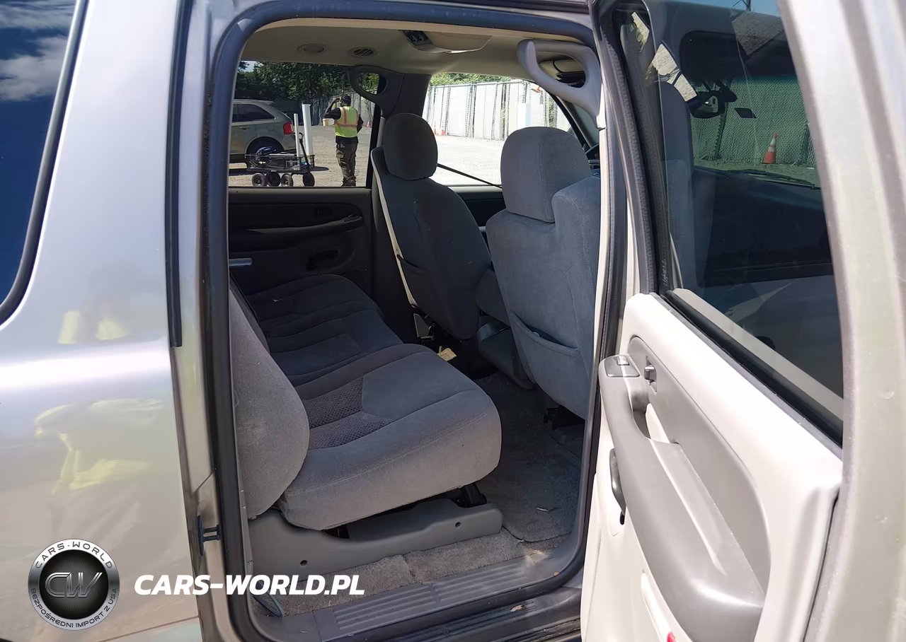 2003 Chevrolet Suburban 1500 Ls VIN:1GNEC16Z83J277400 - 8