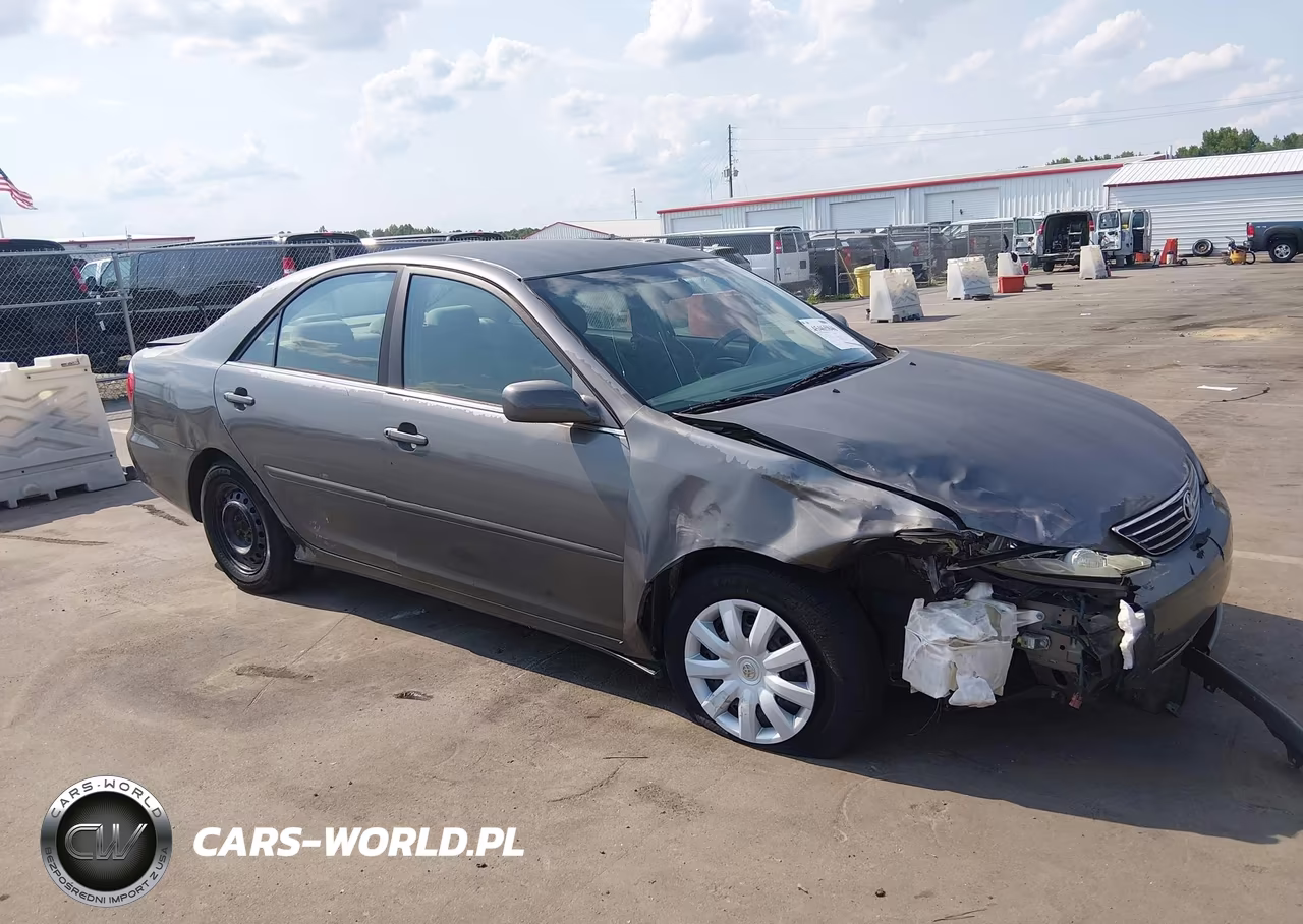 2005 Toyota Camry Le