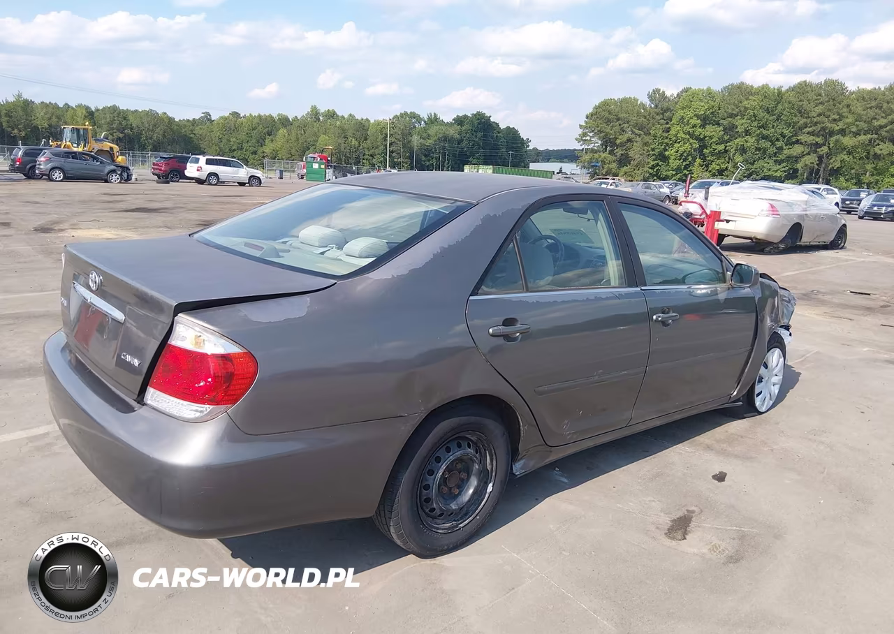 2005 Toyota Camry Le VIN:4T1BE32K95U985369 - 4