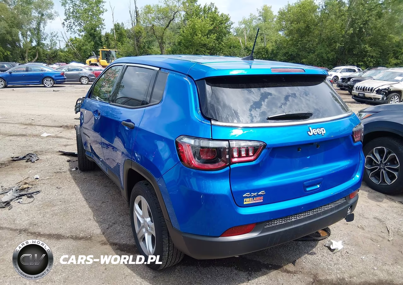 2023 Jeep Compass Sport 4X4 VIN:3C4NJDAN7PT535439 - 3