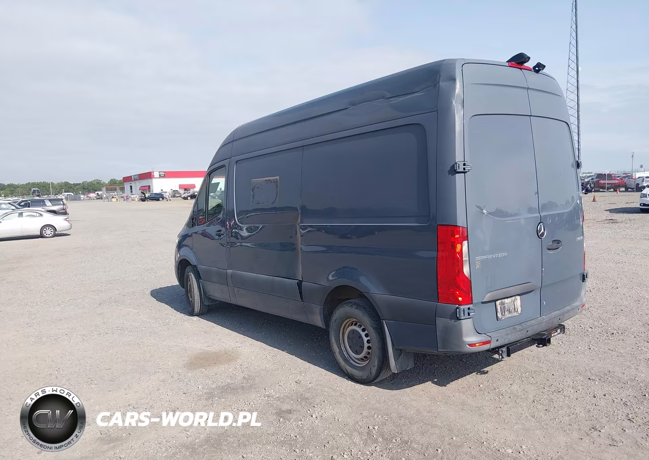 2019 Mercedes-Benz Sprinter 2500 Standard Roof V6 VIN:WD4PF0CD4KP035104 - 3