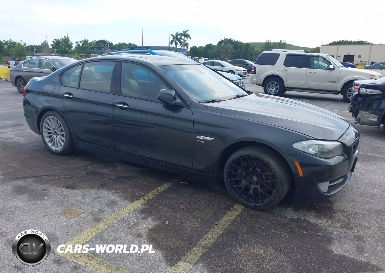 2012 BMW 535I xDrive – zdjęcie 1 z 12