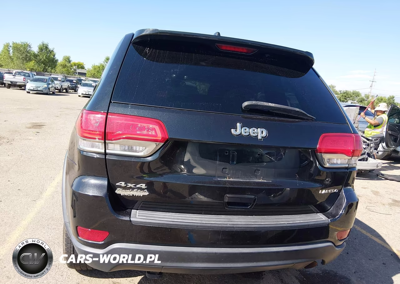 2014 Jeep Grand Cherokee Laredo VIN:1C4RJFAG8EC220088 - 16