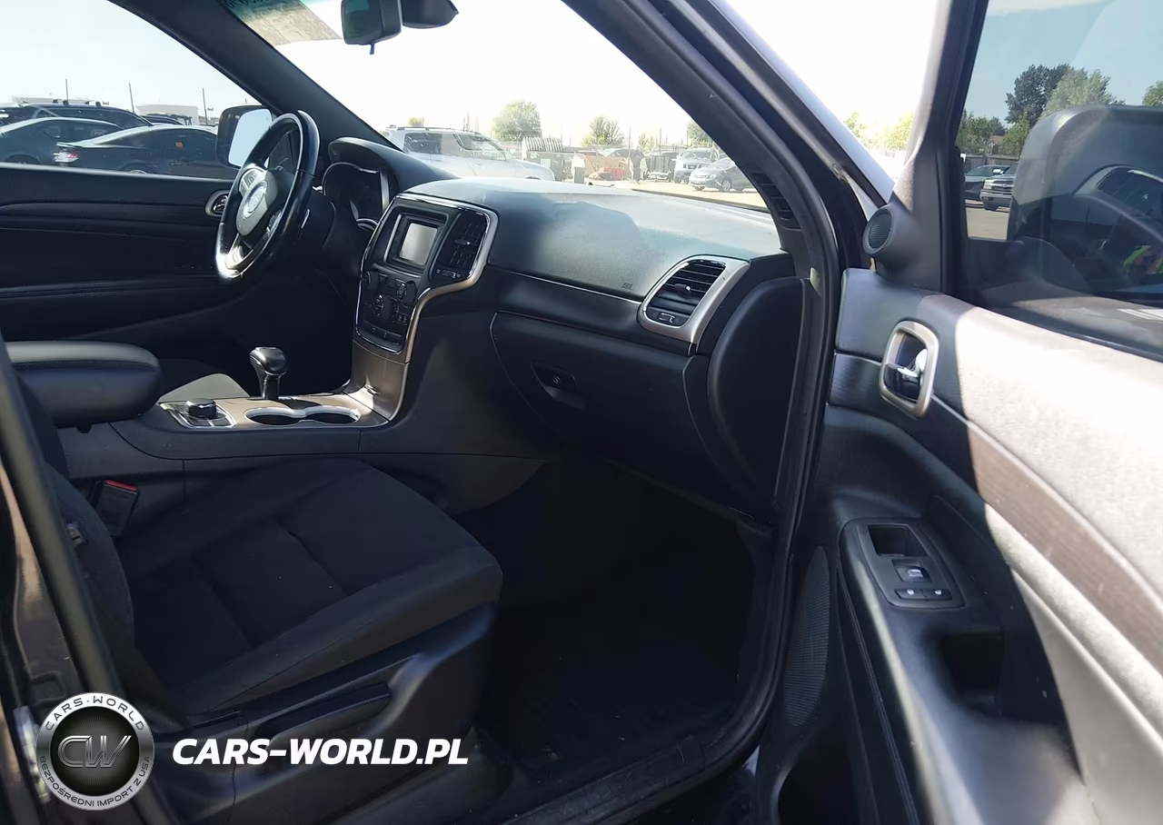 2014 Jeep Grand Cherokee Laredo VIN:1C4RJFAG8EC220088 - 5