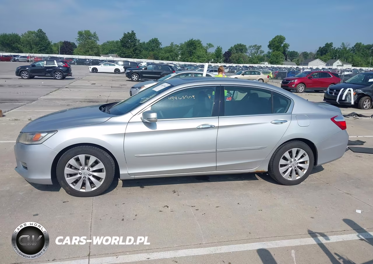 2013 Honda Accord Touring VIN:1HGCR3F93DA033781 - 14