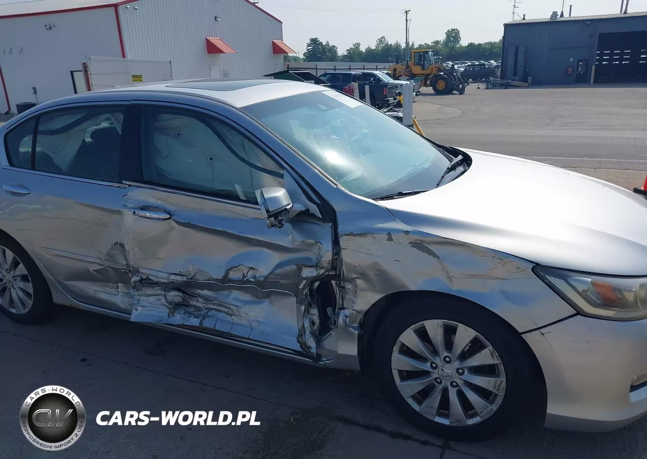 2013 Honda Accord Touring VIN:1HGCR3F93DA033781 - 6