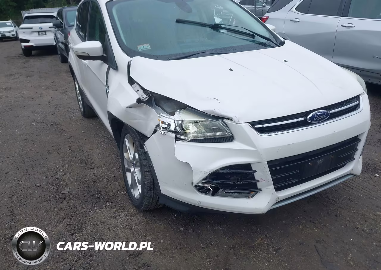 2014 Ford Escape Titanium – zdjęcie 1 z 11