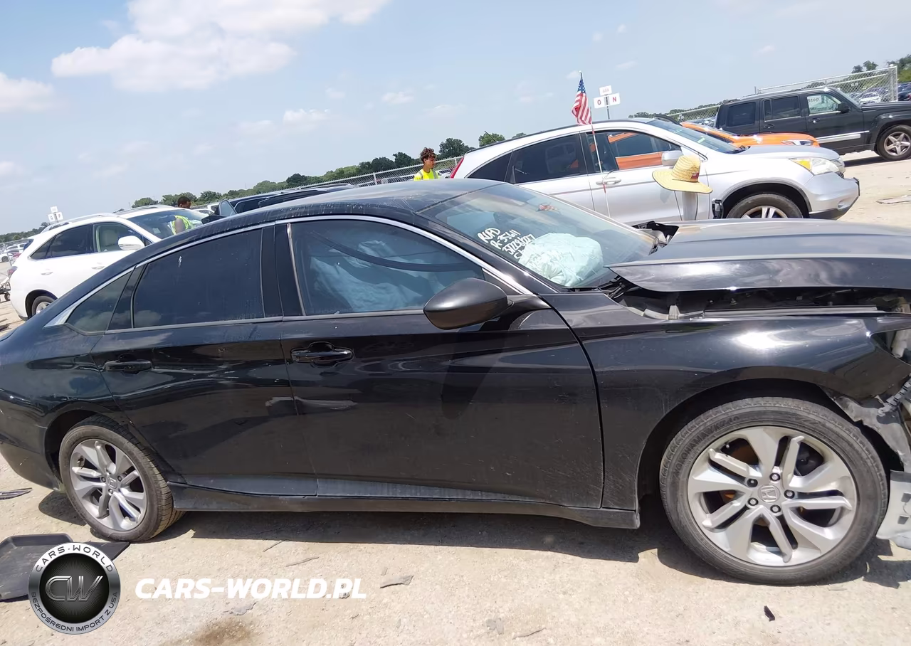 2018 Honda Accord Lx VIN:1HGCV1F15JA267622 - 12