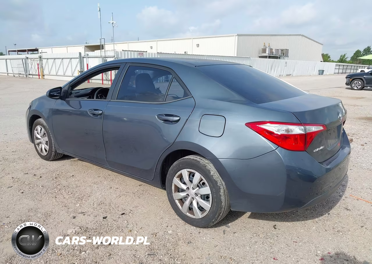 2016 Toyota Corolla Le VIN:5YFBURHE1GP486108 - 3