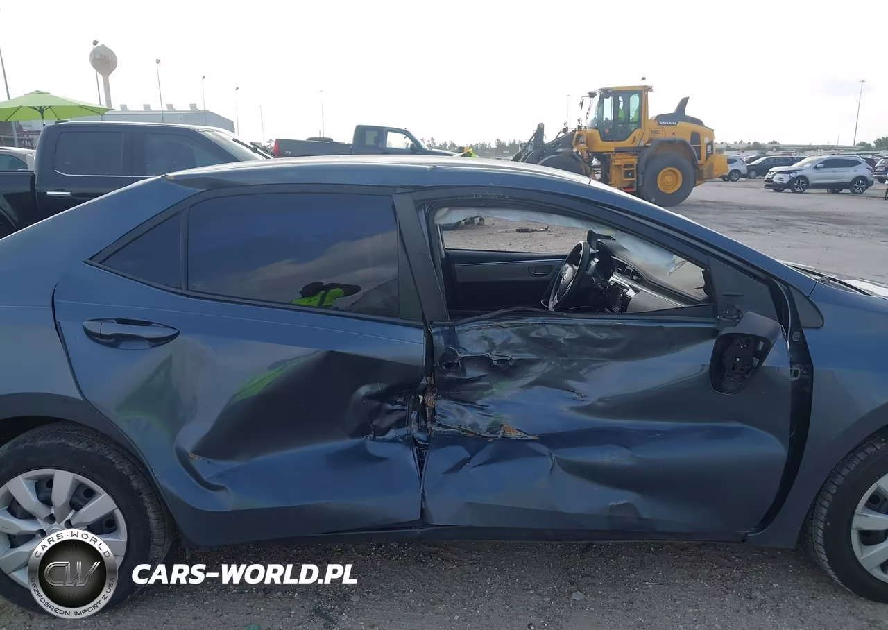 2016 Toyota Corolla Le VIN:5YFBURHE1GP486108 - 6