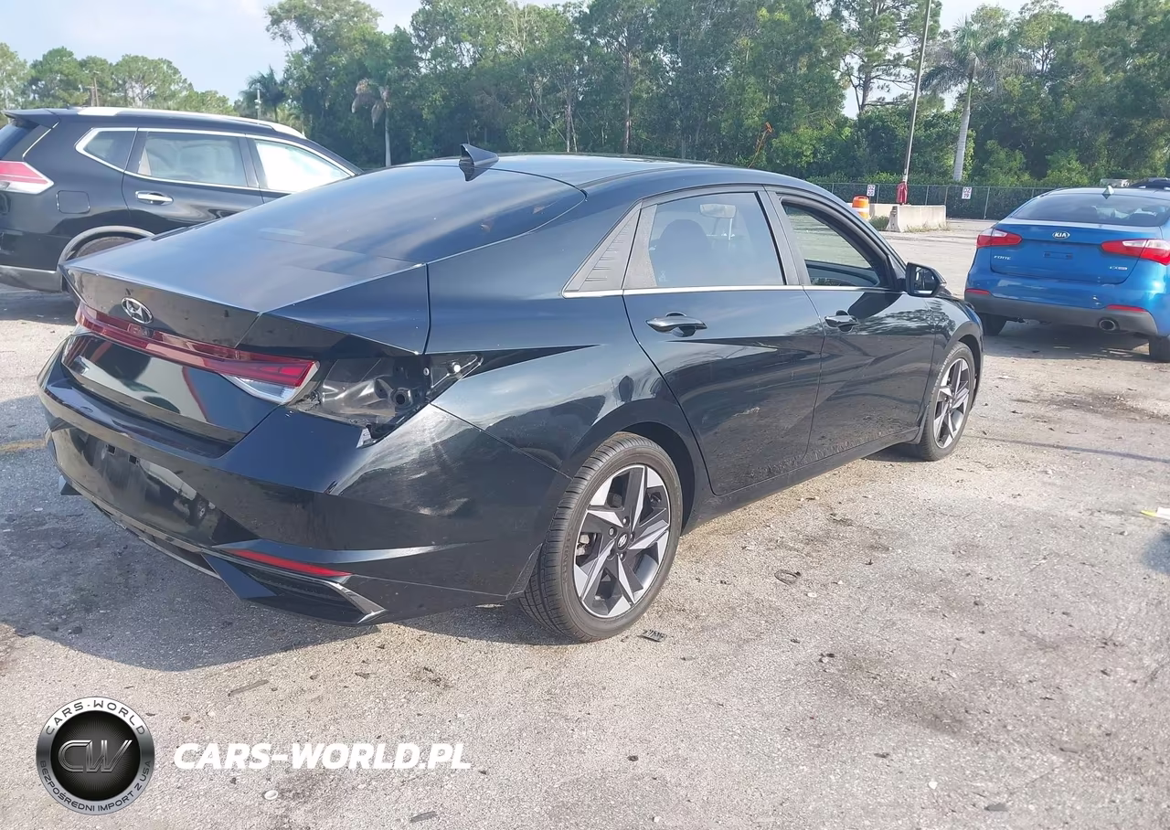 2022 Hyundai Elantra Sel VIN:5NPLN4AG1NH058825 - 4