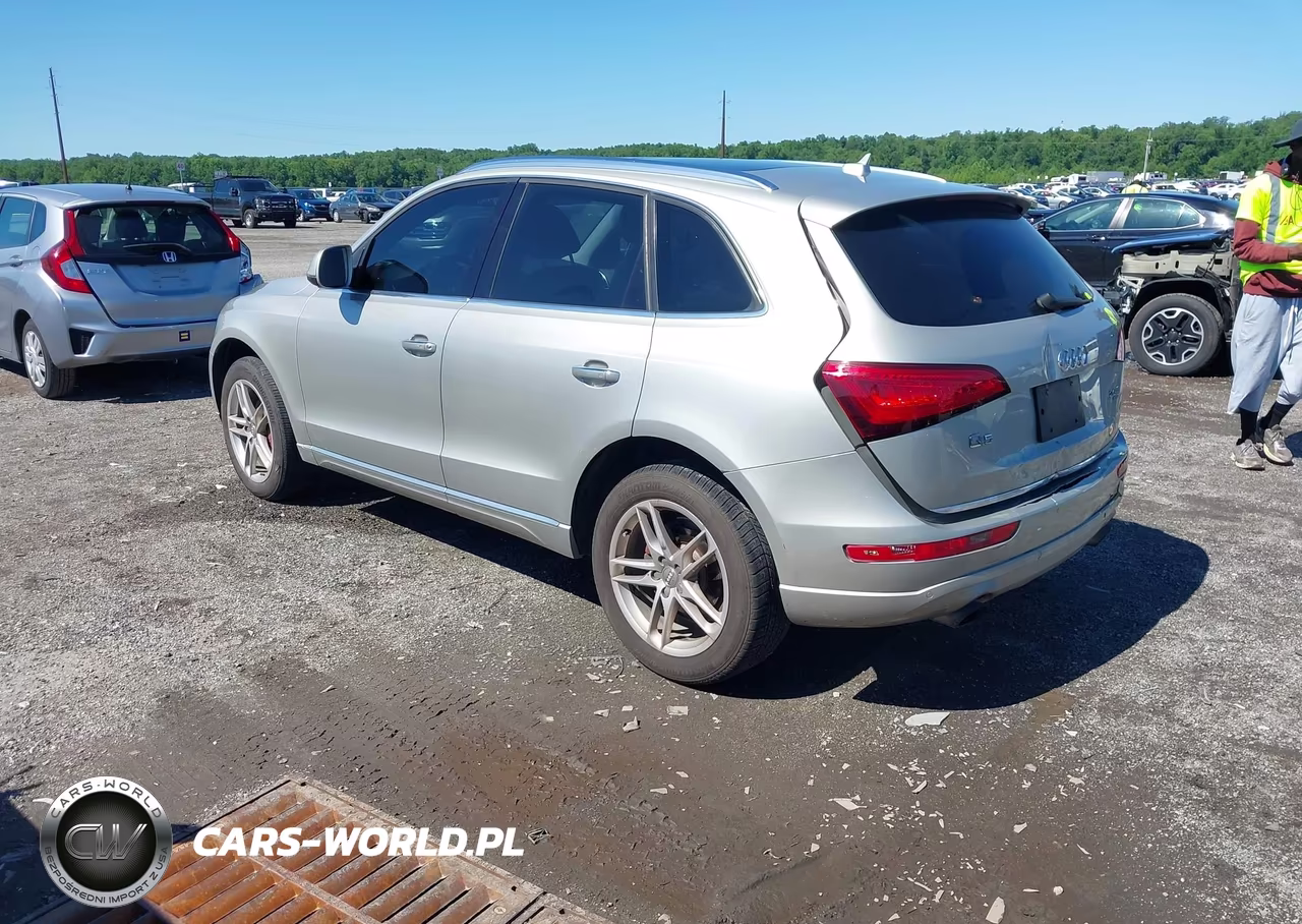 2015 Audi Q5 2.0T Premium VIN:WA1LFAFP6FA049836 - 3