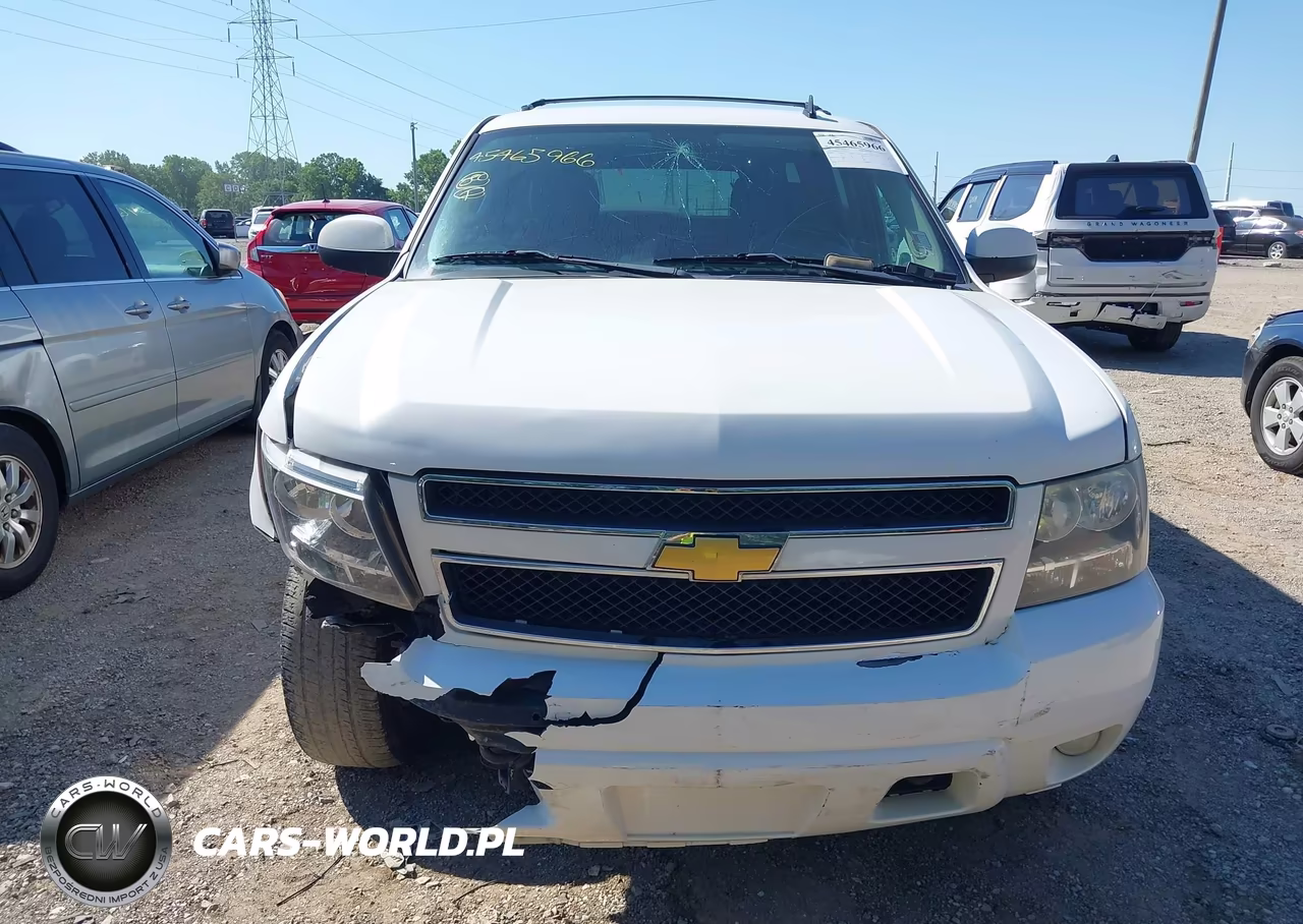 2013 Chevrolet Suburban Lt VIN:1GNSKJE77DR337496 - 12