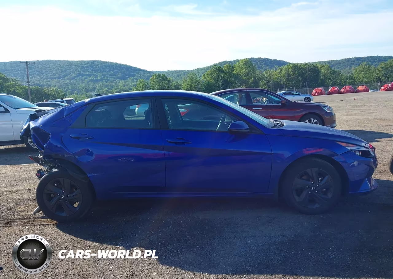 2023 Hyundai Elantra Sel VIN:KMHLM4AG7PU587008 - 13