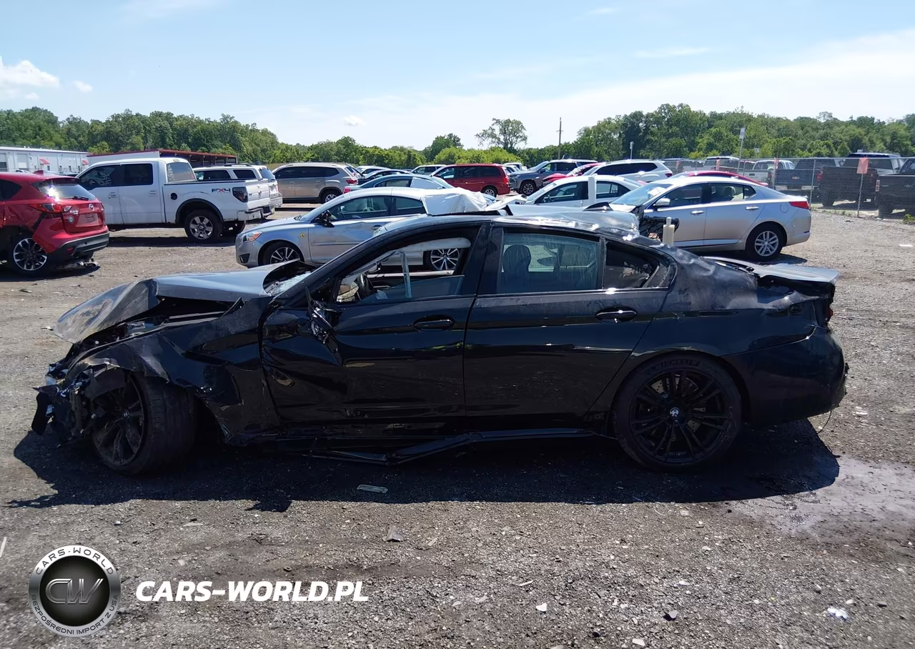 2022 BMW M5 VIN:WBS83CH09NCH61112 - 14