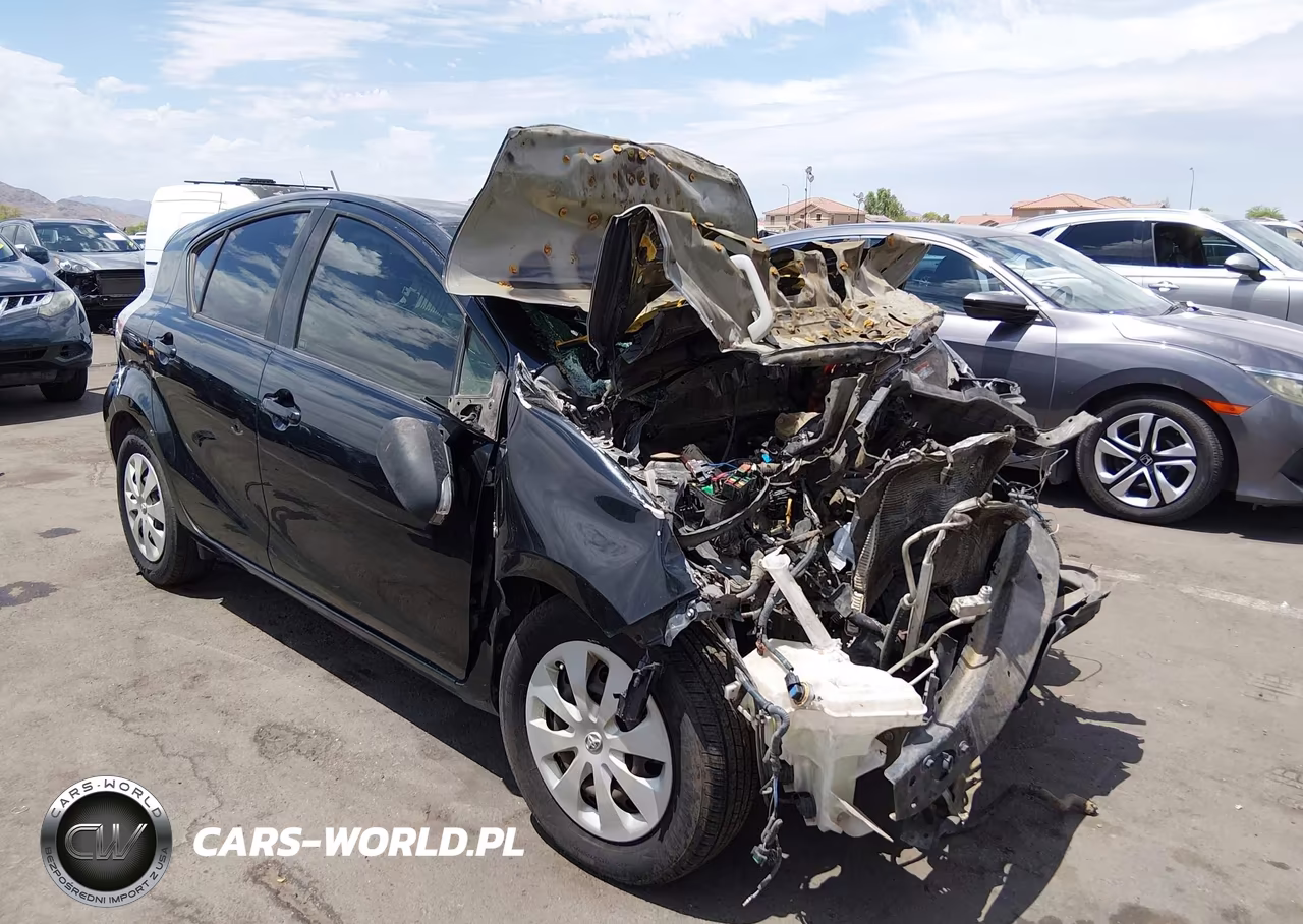 2013 Toyota Prius C Two – zdjęcie 1 z 17