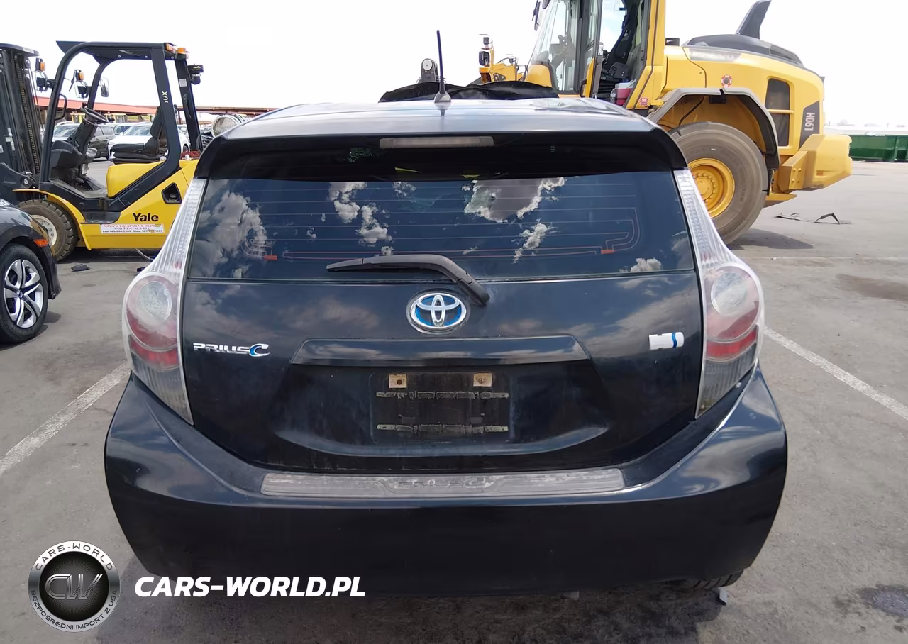 2013 Toyota Prius C Two VIN:JTDKDTB31D1541273 - 17
