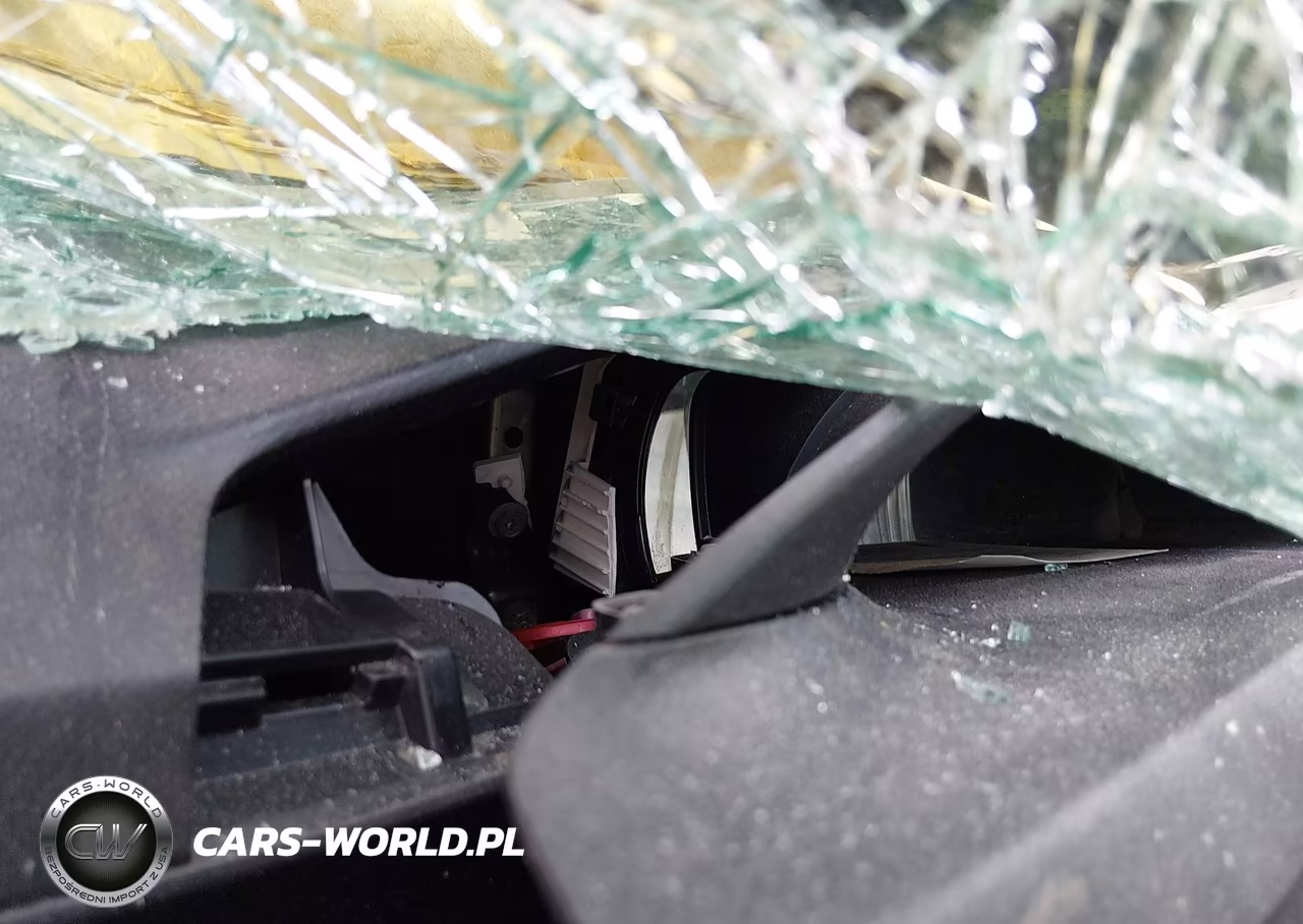 2013 Toyota Prius C Two VIN:JTDKDTB31D1541273 - 7