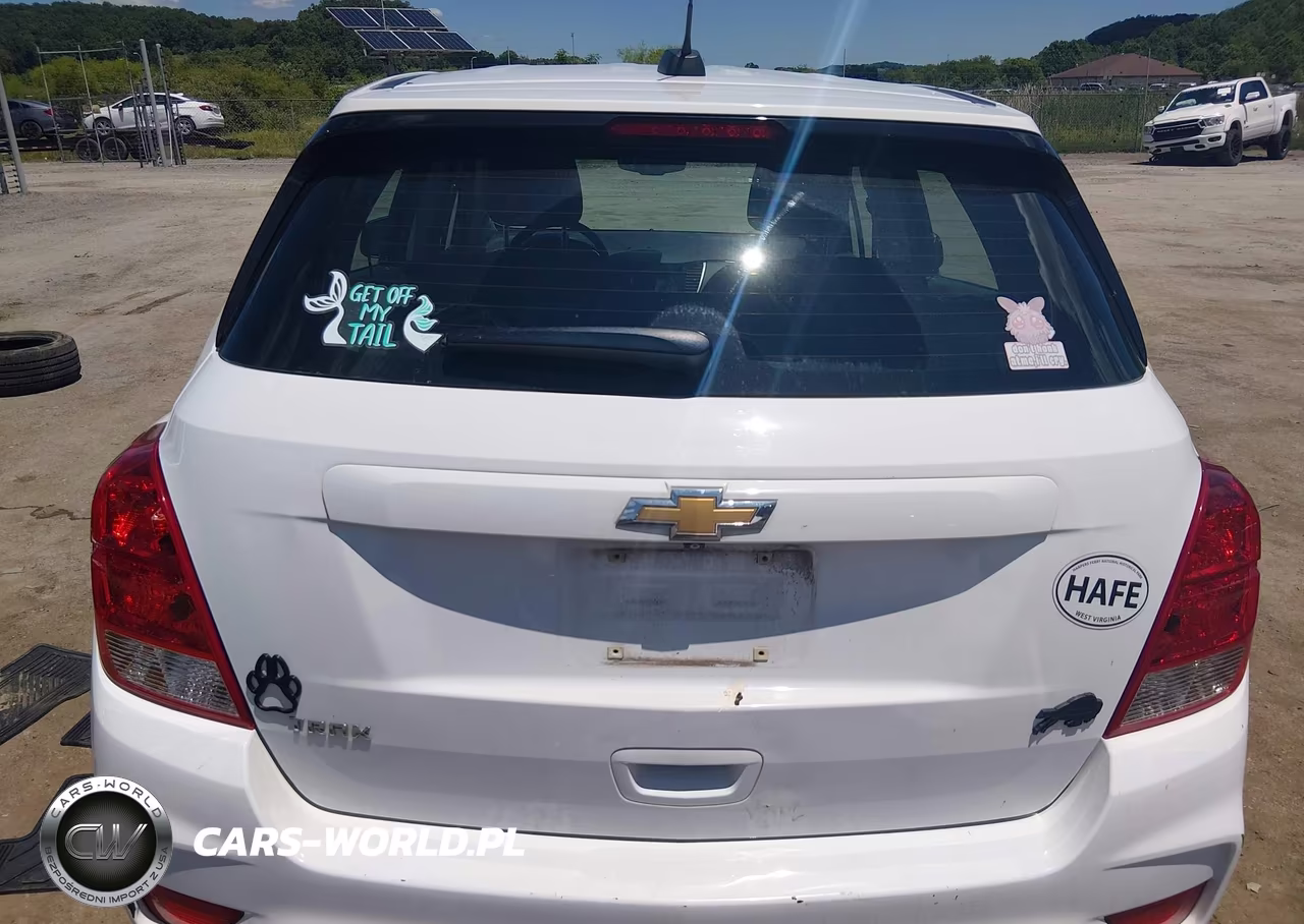2018 Chevrolet Trax Ls VIN:3GNCJKSB9JL211522 - 17