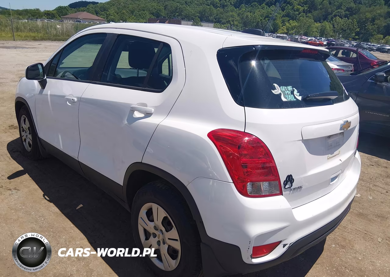 2018 Chevrolet Trax Ls VIN:3GNCJKSB9JL211522 - 3