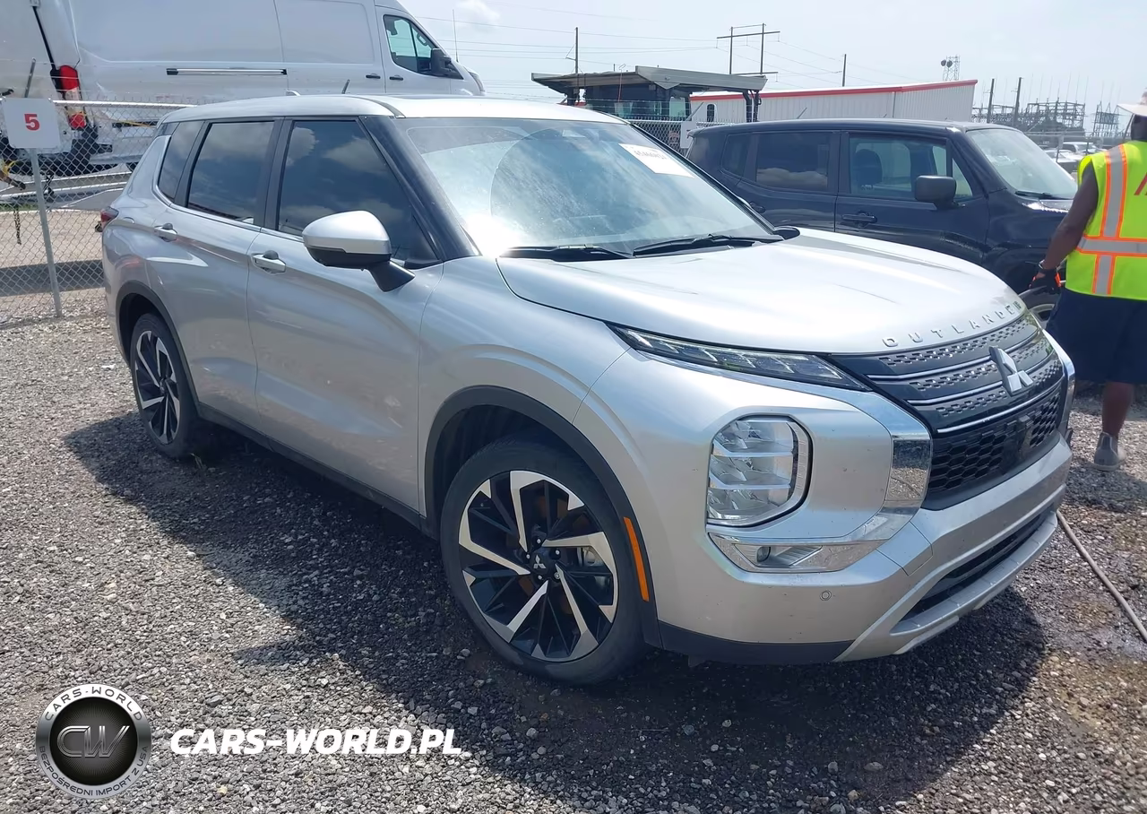 2024 Mitsubishi Outlander Se 2.5 2Wd