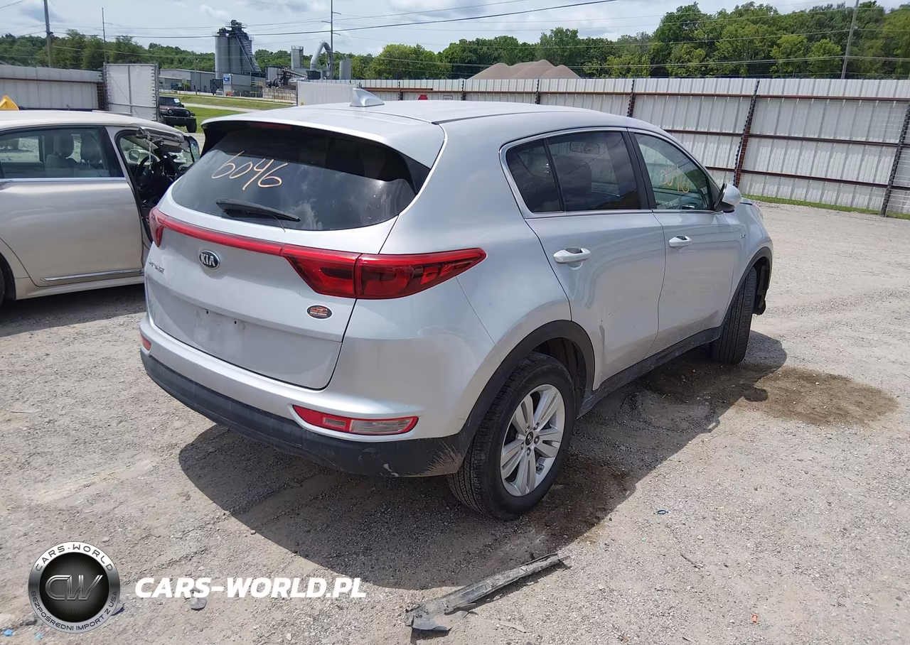 2017 Kia Sportage Lx VIN:KNDPMCAC6H7274898 - 4