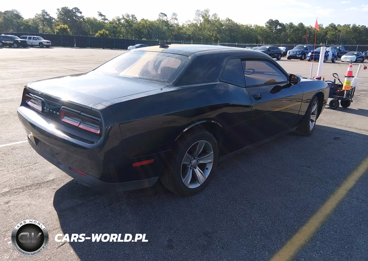2015 Dodge Challenger Sxt VIN:2C3CDZAG1FH774820 - 4